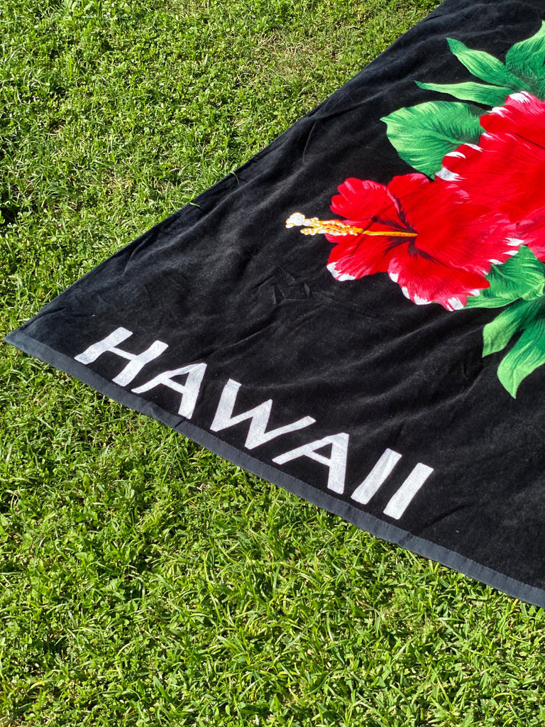 Red Hibiscus Towel, 2 Sizes - Ninth Isle, Made with Aloha