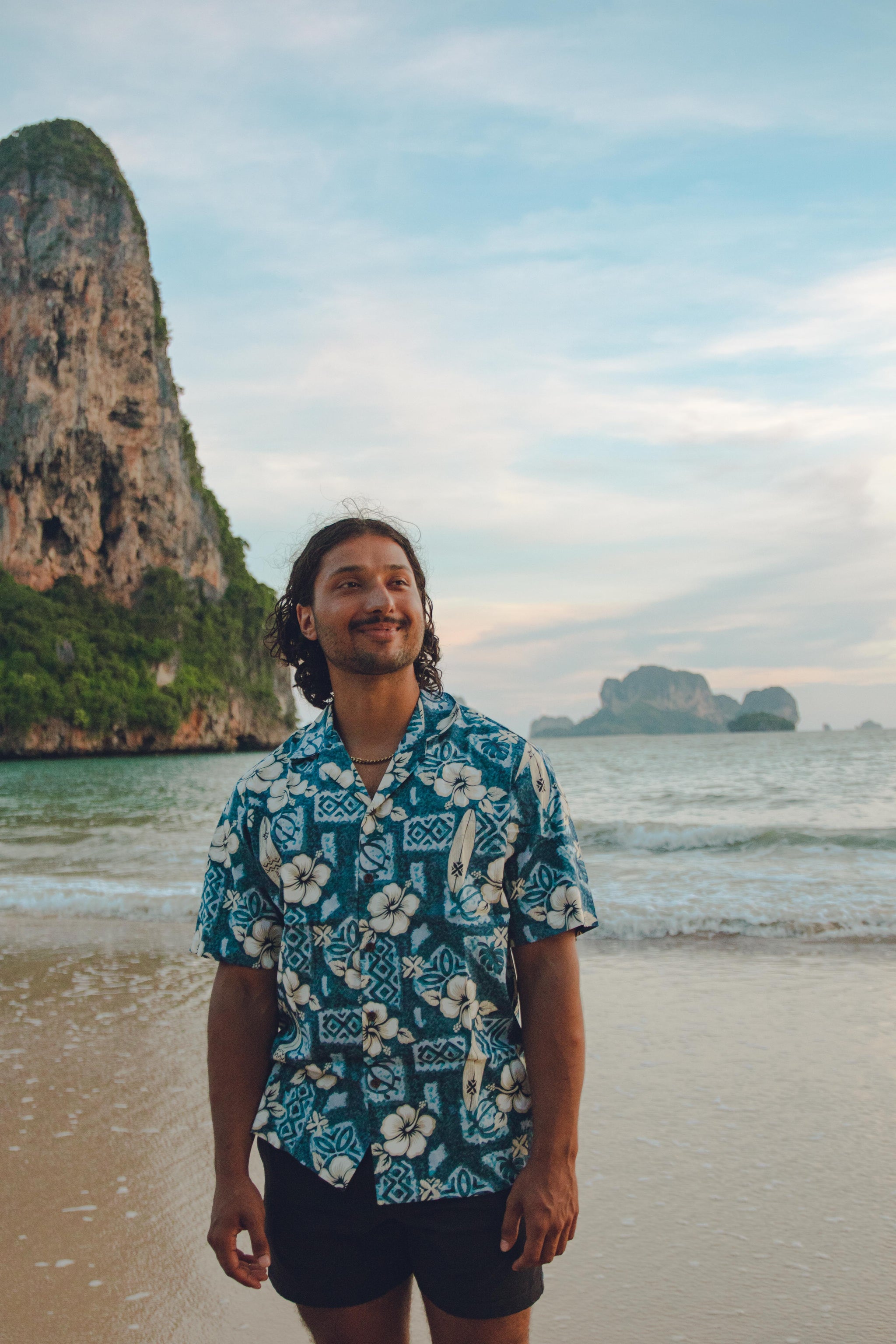 Hibiscus Surf Cotton Men's Aloha Shirt, Made in Hawaii – Ninth Isle