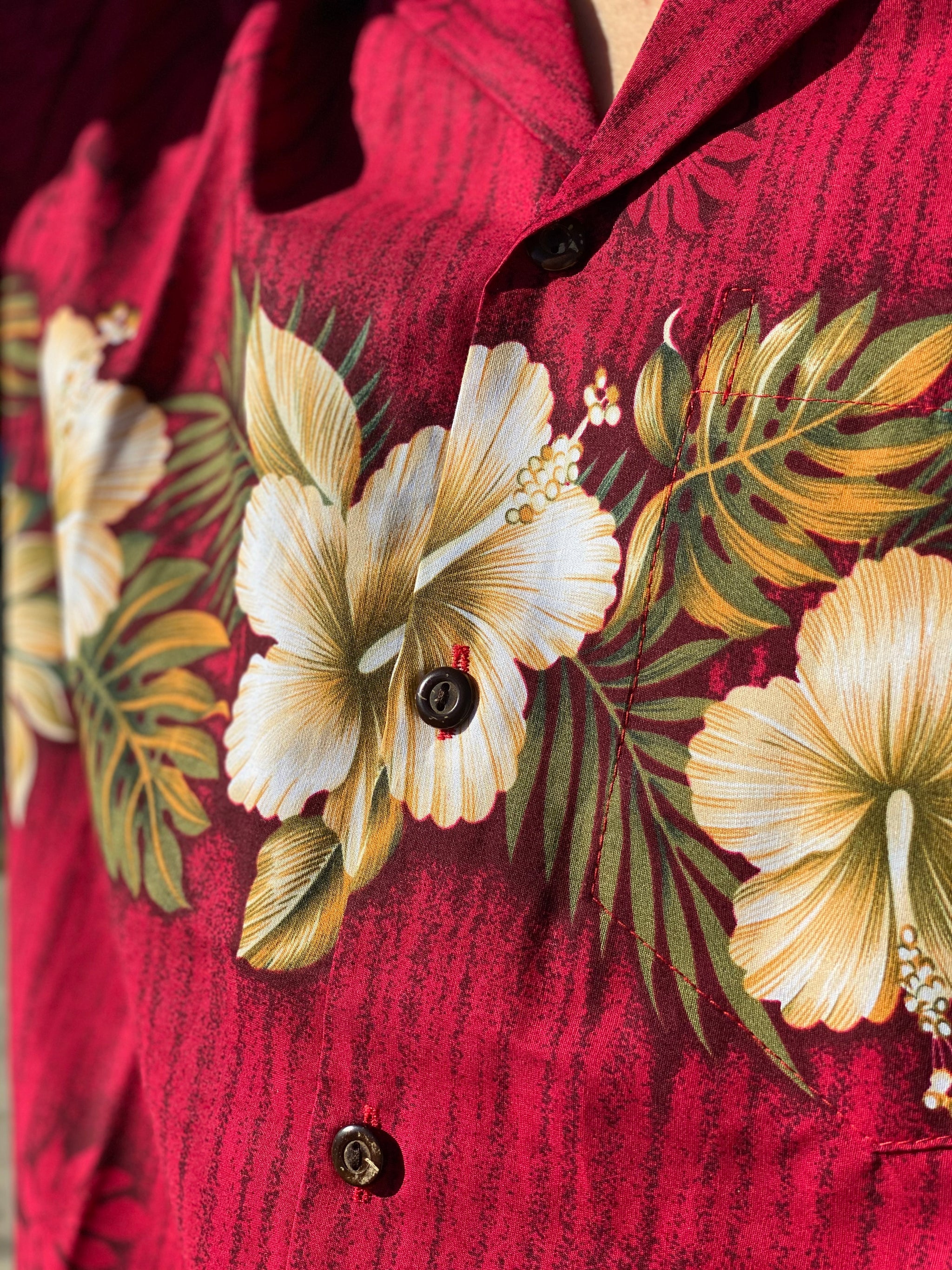 New Hibiscus Cotton Men's Aloha Shirt, Made in Hawaii – Ninth Isle