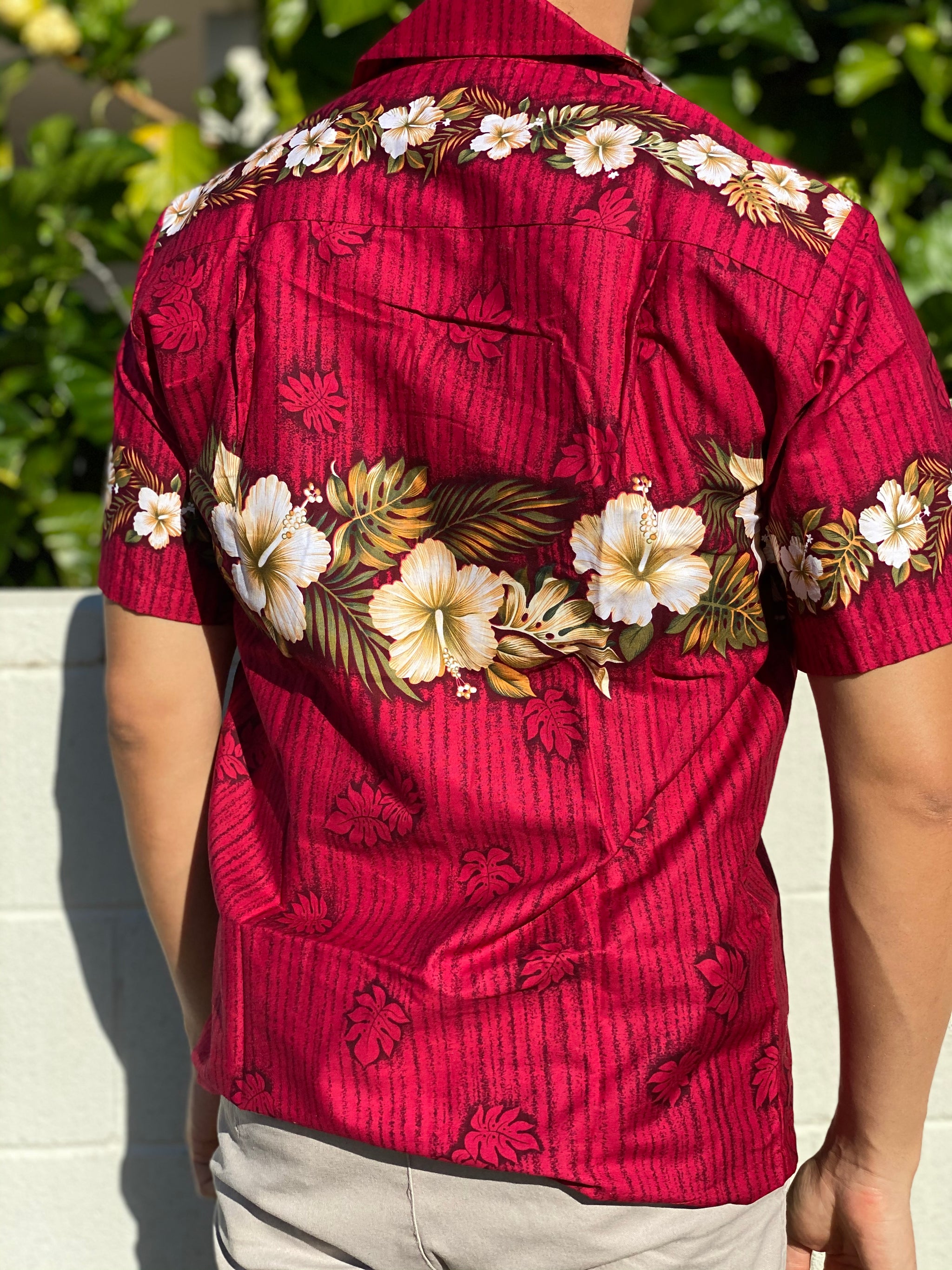 New Hibiscus Cotton Men's Aloha Shirt, Made in Hawaii – Ninth Isle