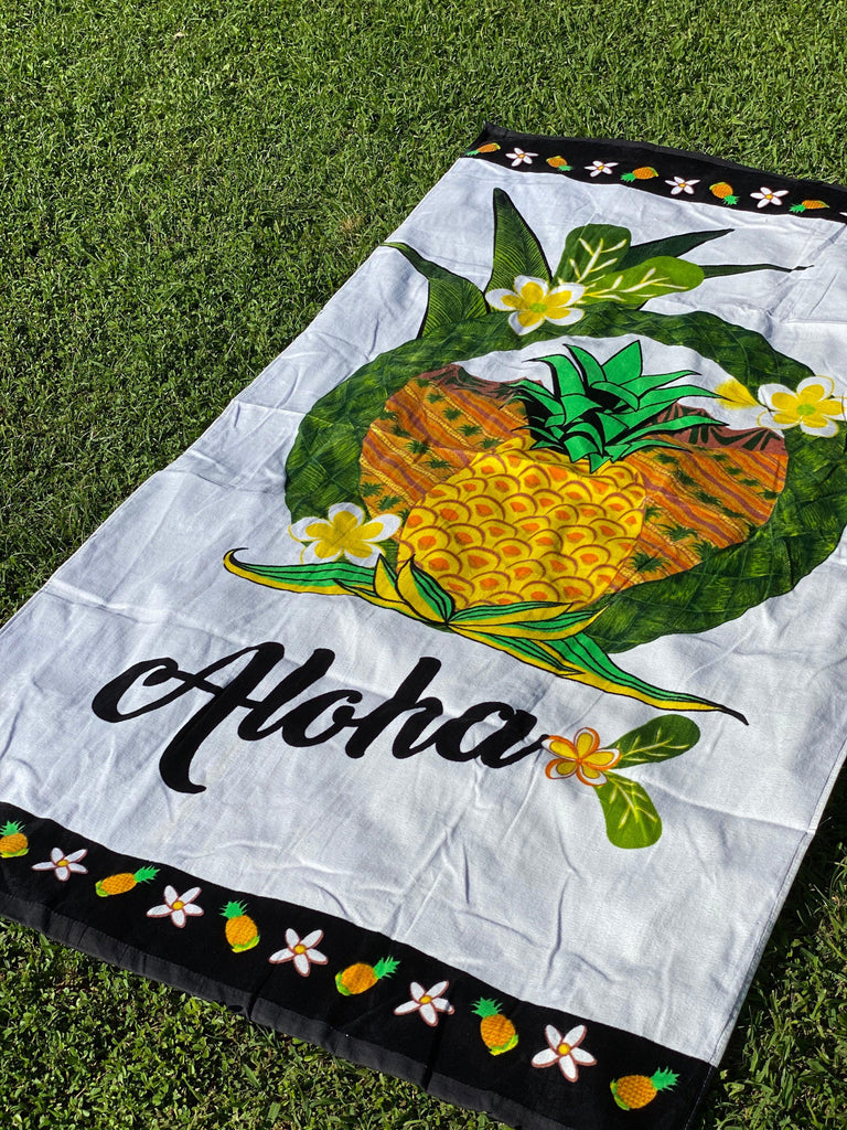 Hawaiian Pineapple Border Beach Towel, 2 Sizes - Ninth Isle, Made with Aloha