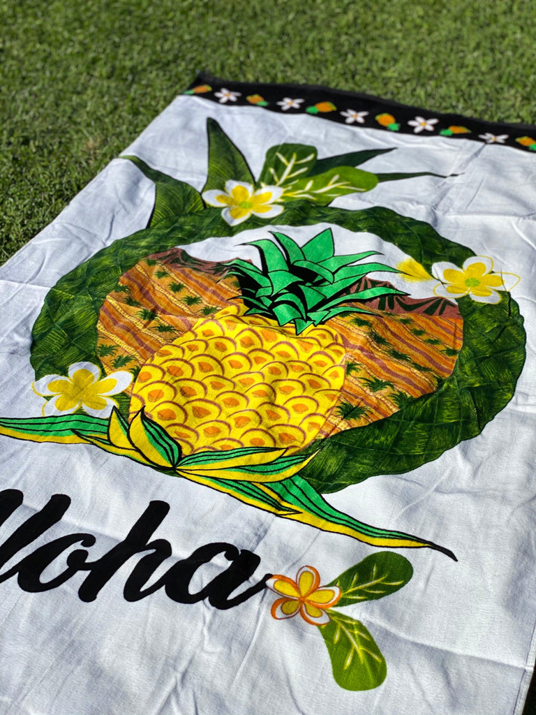 Hawaiian Pineapple Border Beach Towel, 2 Sizes - Ninth Isle, Made with Aloha
